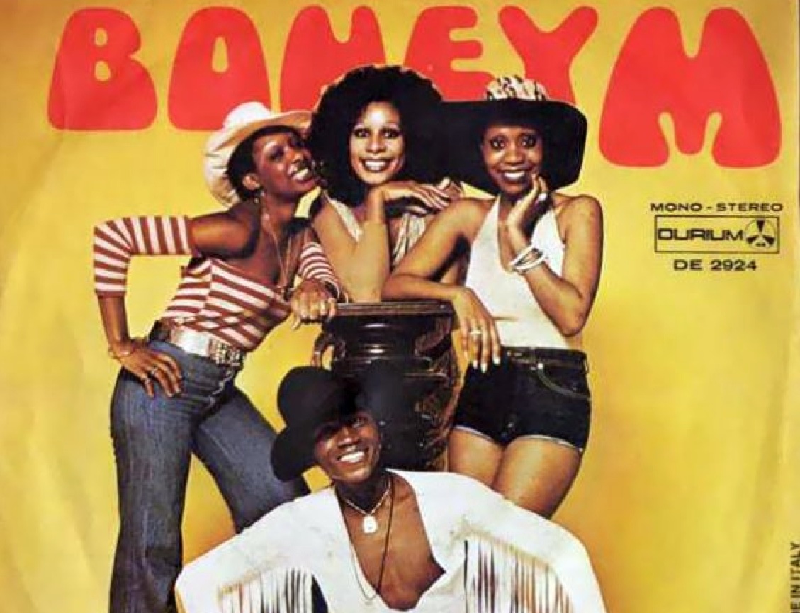 Бони м санни. Boney m. Группа Boney m. 1978. Группа Boney m. 80х. Группа Бони м 1975г.